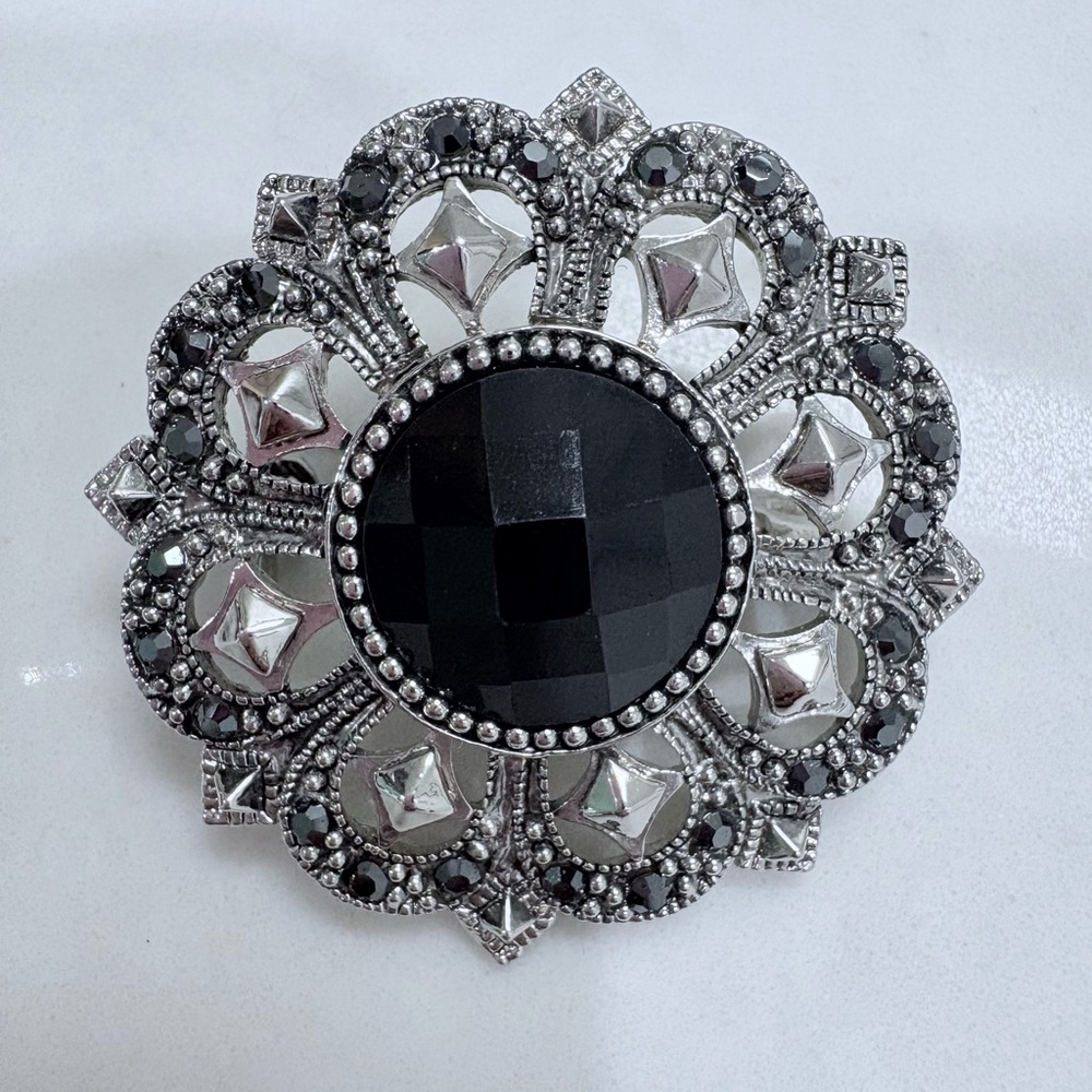 Cookie Lee Gothic Silver Marcasite & Black Statement Pin 🖤